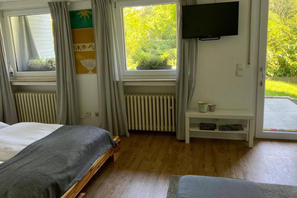 Bergische Oase - Ferienwohnung Oskar 奥弗拉特 外观 照片